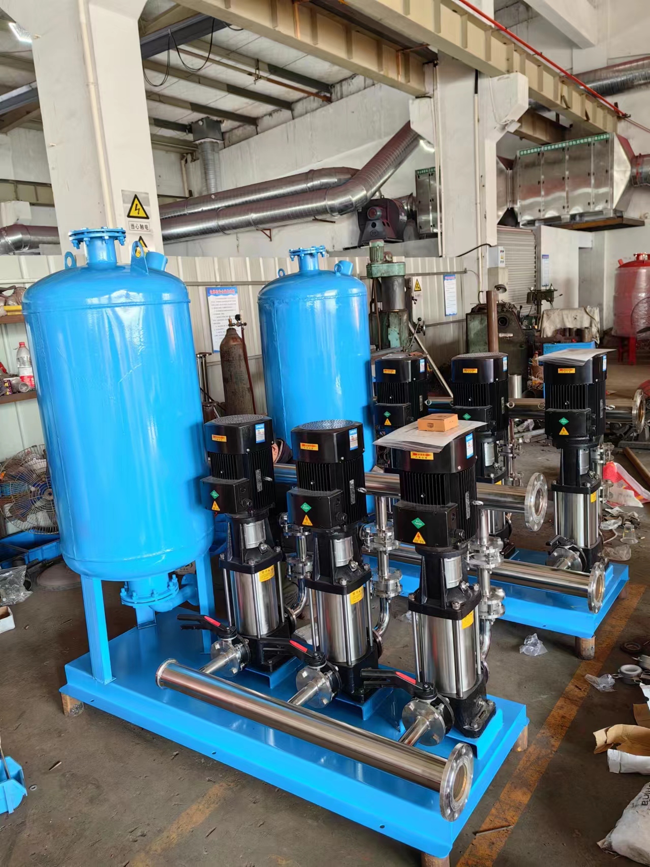 恒壓變頻供水設(shè)備，變頻加壓供水設(shè)備廠家，智能變頻給水設(shè)備